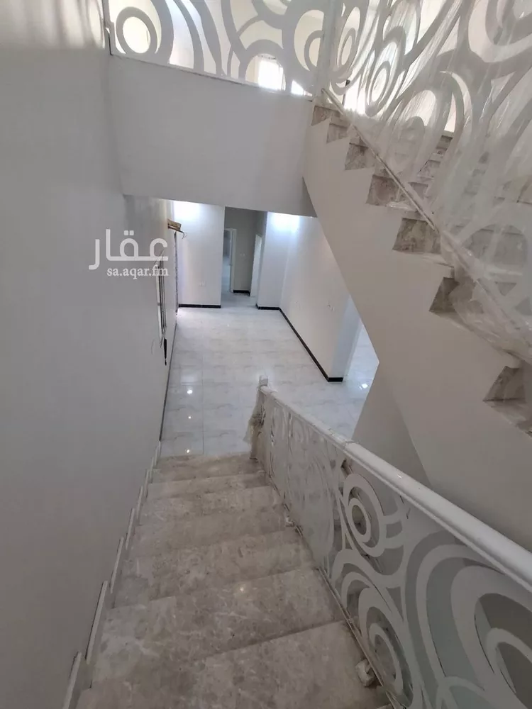 فيلا للبيع في شارع الاحوص بن مسعود, حي الشراع, مدينة الخبر, المنطقة الشرقية صورة 4