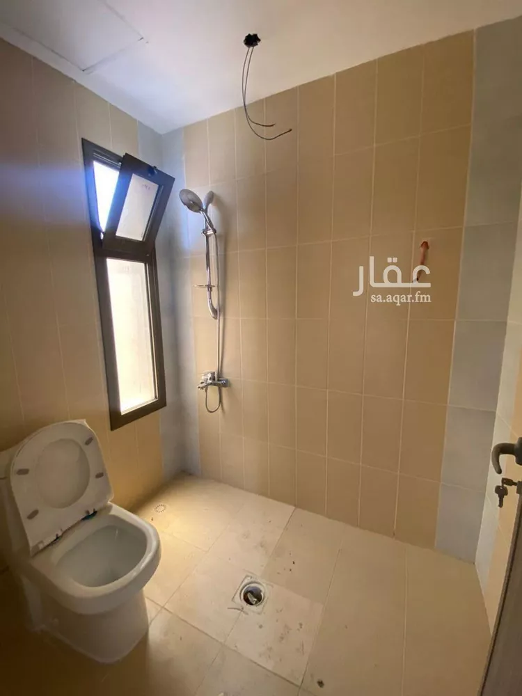 فيلا للبيع في شارع الحكمة, حي البحيرة, مدينة الخبر, المنطقة الشرقية صورة 5