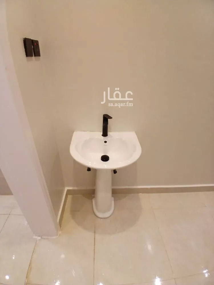 شقة للإيجار في شارع النويبعة, حي اليرموك, مدينة الرياض, منطقة الرياض صورة 4