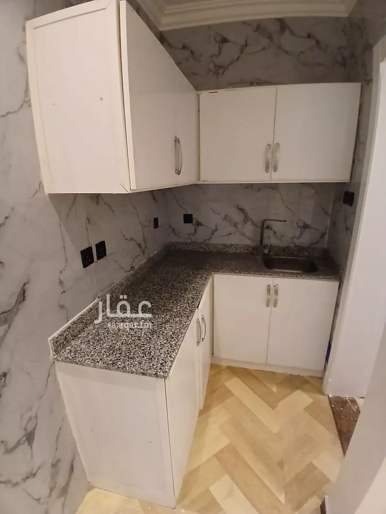 شقة للإيجار في شارع ابي بن معاذ الانصاري, حي إشبيلية, مدينة الرياض, منطقة الرياض صورة 4