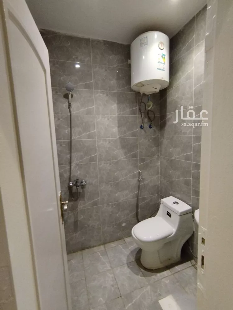 شقة للإيجار في شارع أحمد بن ميسر, حي قرطبة, مدينة الرياض, منطقة الرياض صورة 3