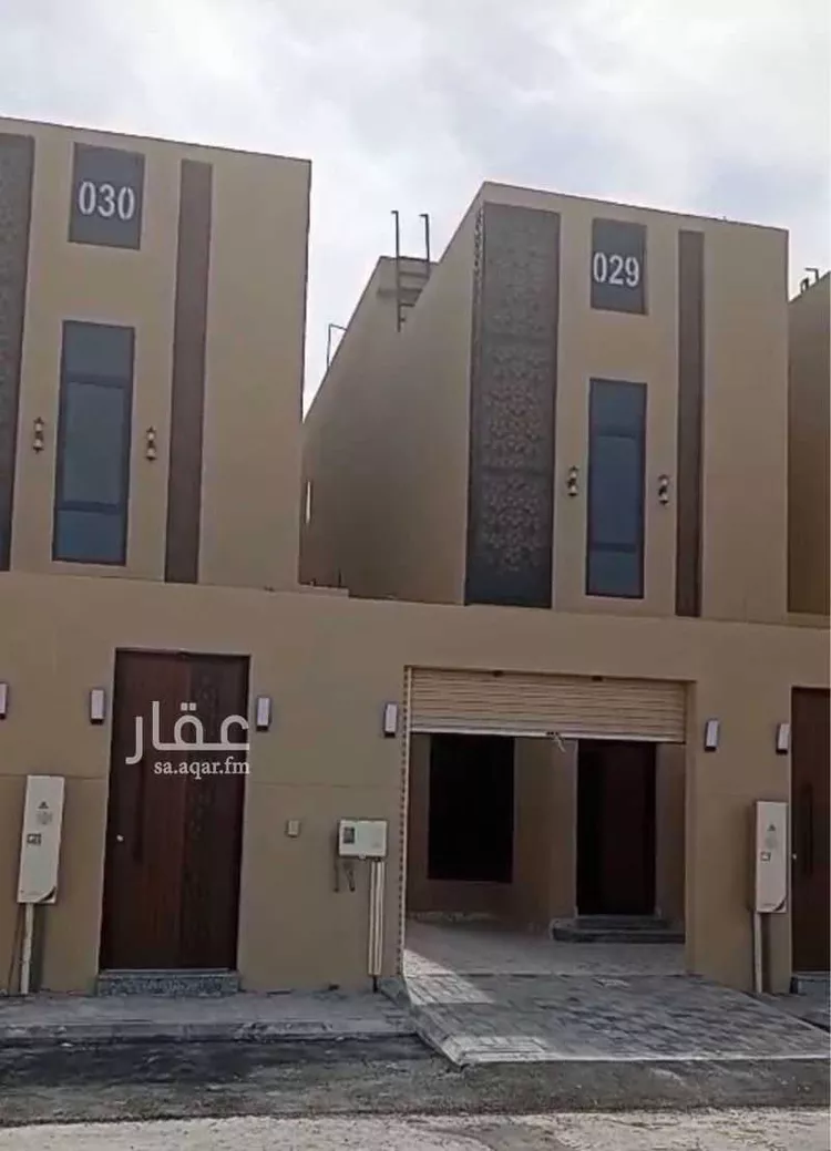 فيلا للبيع في شارع العيينه, حي الصواري, مدينة الخبر, المنطقة الشرقية