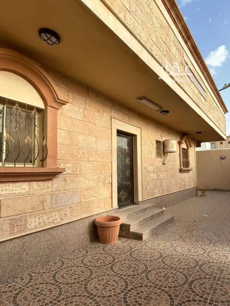 فيلا للبيع في شارع العيينه, حي الصواري, مدينة الخبر, المنطقة الشرقية صورة 3