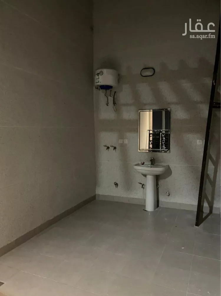 فيلا للإيجار في شارع عبدالله ابن يزيد الافريقي, حي السد, مدينة المدينه المنوره, منطقة المدينة المنورة صورة 3