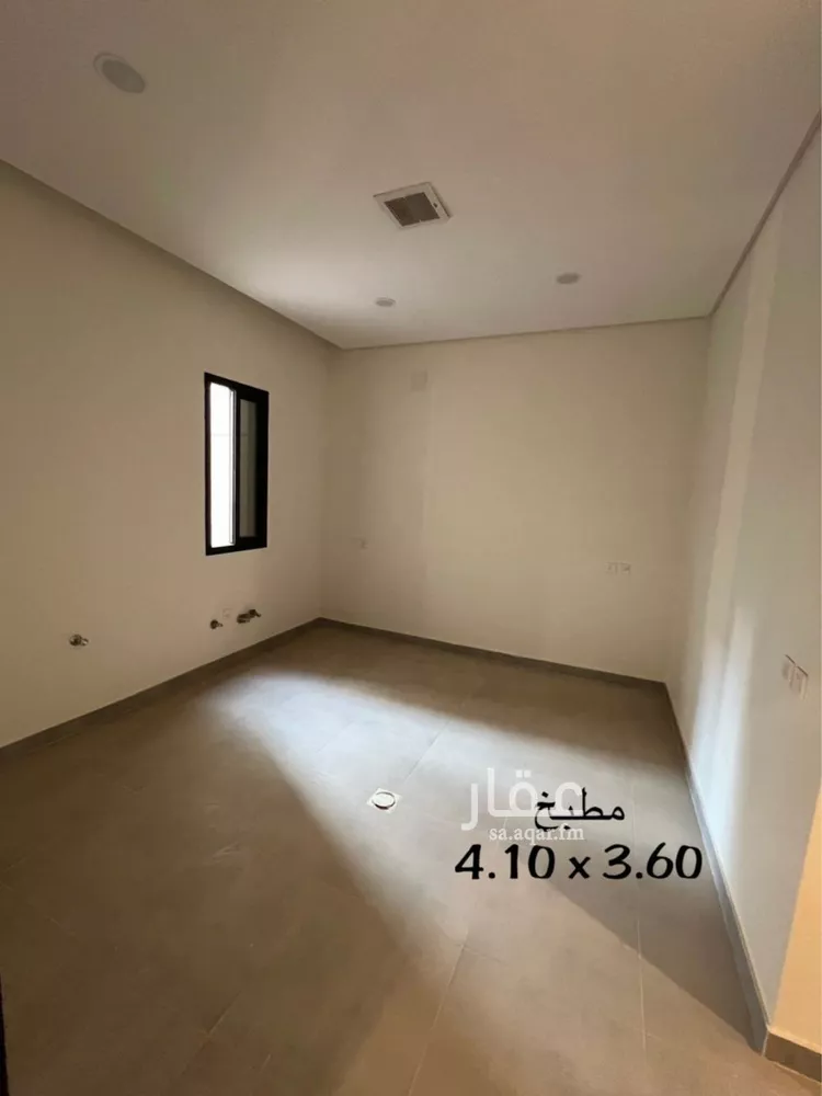 فيلا للإيجار في شارع ابي المكارم بن مفرج, حي عكاظ, مدينة الرياض, منطقة الرياض صورة 4