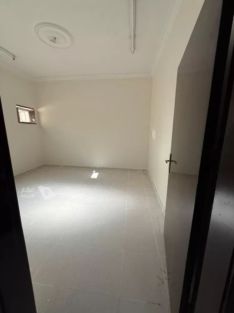 شقة للإيجار في شارع عبدالسلام عمر, حي الرمال, مدينة الرياض, منطقة الرياض 4