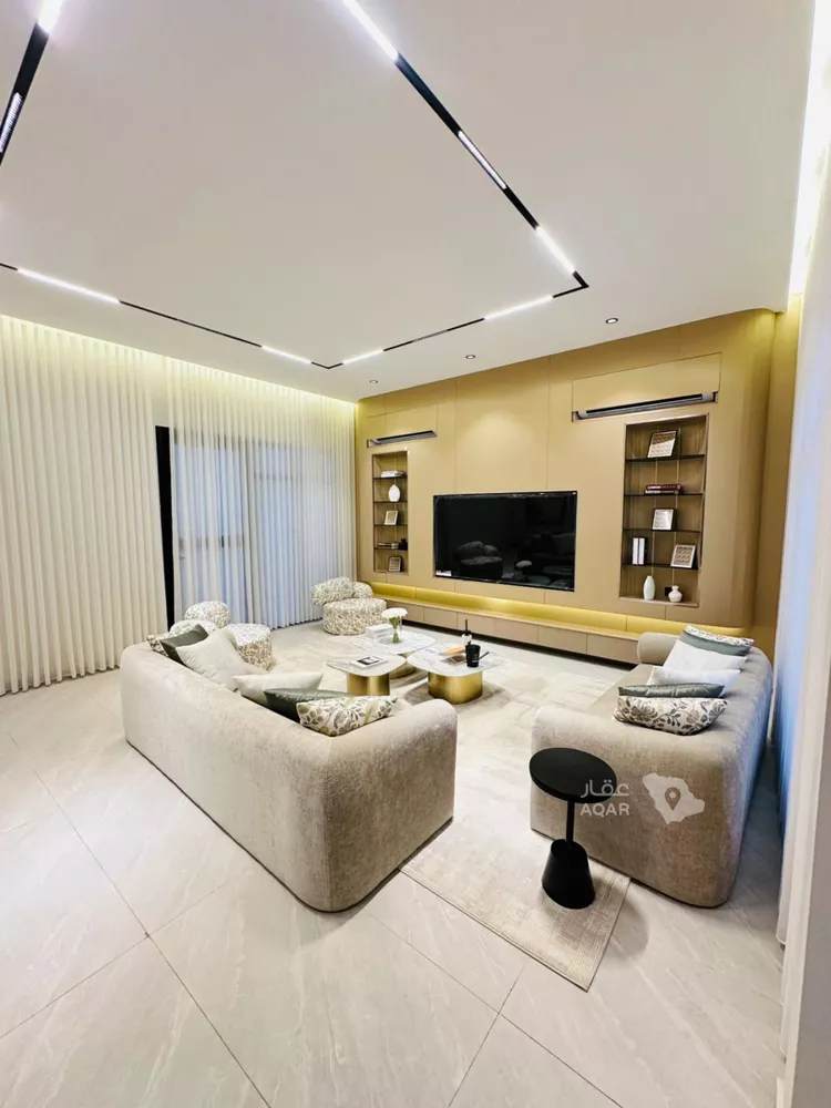 Villa for Sale in Riyadh Okaz 4