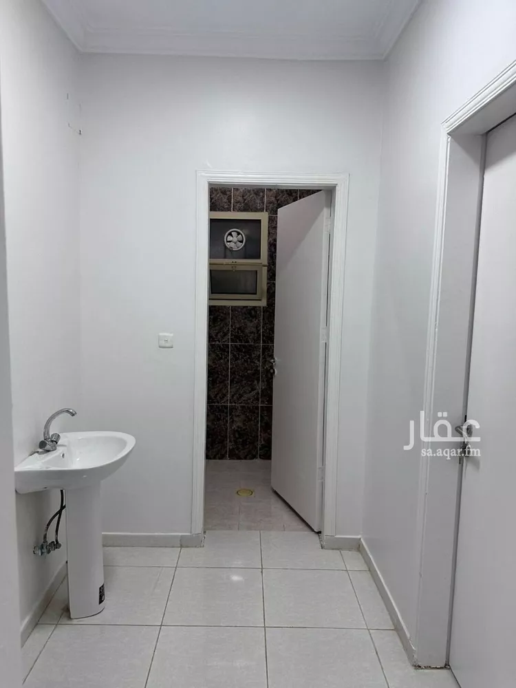شقة للإيجار في شارع وادي الشرف, حي القادسية, مدينة الرياض, منطقة الرياض صورة 3