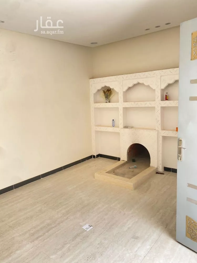 فيلا للإيجار في شارع موسى الرازي, حي عكاظ, مدينة الرياض, منطقة الرياض