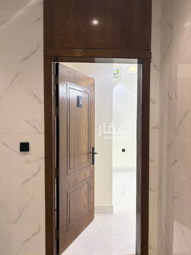شقة للإيجار في شارع السابع عشر, حي الخبر الجنوبية, مدينة الخبر, المنطقة الشرقية صورة 2