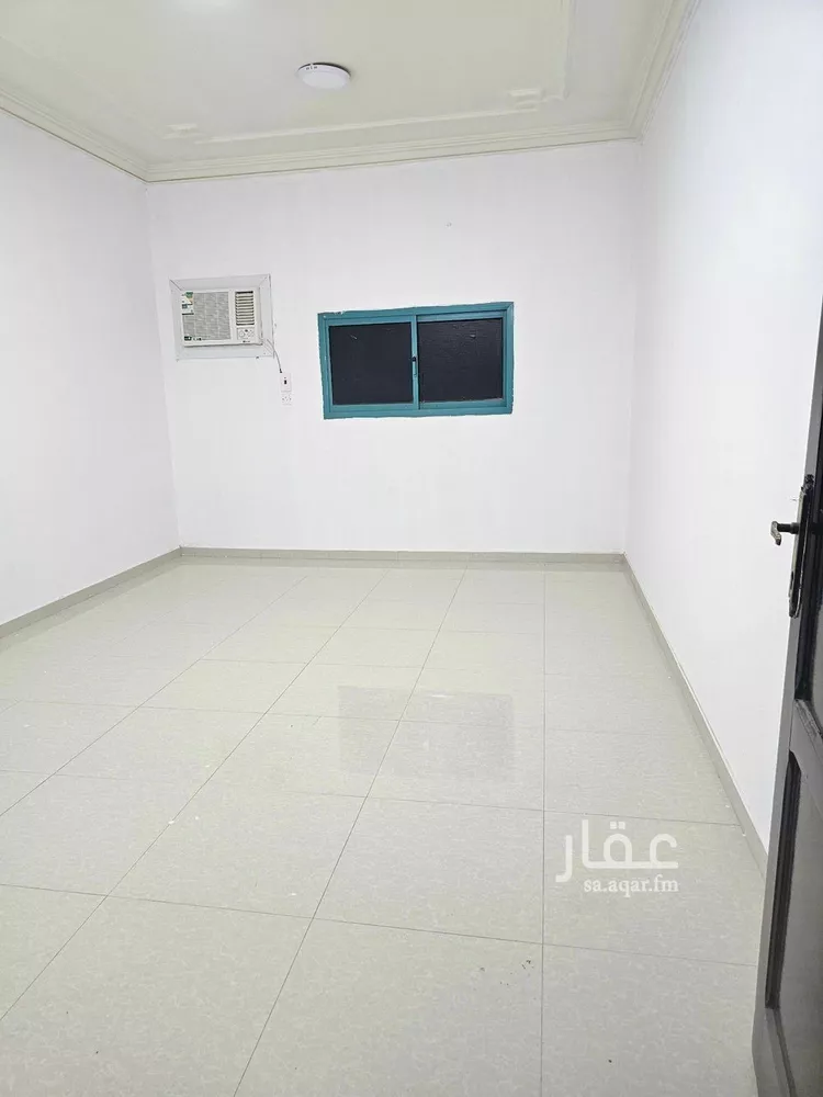 شقة للإيجار في شارع ميناء الاحمدي, حي إشبيلية, مدينة الرياض, منطقة الرياض صورة 2