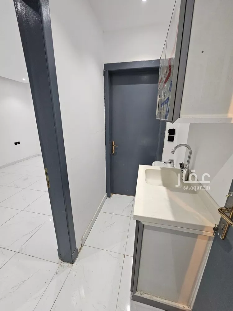 شقة للإيجار في شارع منصور بن محمد بن حمزة, حي طيبة, مدينة الرياض, منطقة الرياض صورة 3