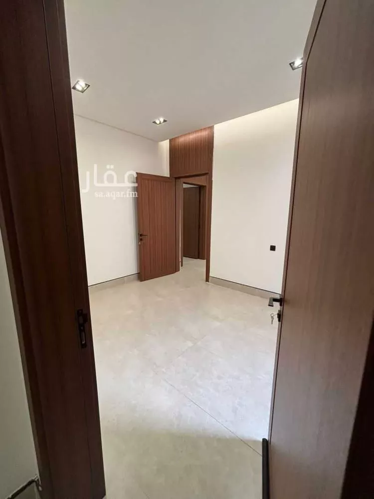 Floor for Rent in Riyadh Okaz صورة 3
