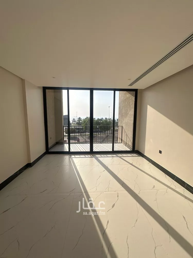 شقة للبيع في شارع الملك عبد الله بن عبدالعزيز, حي الشاطئ الغربي, مدينة الدمام, المنطقة الشرقية صورة 5