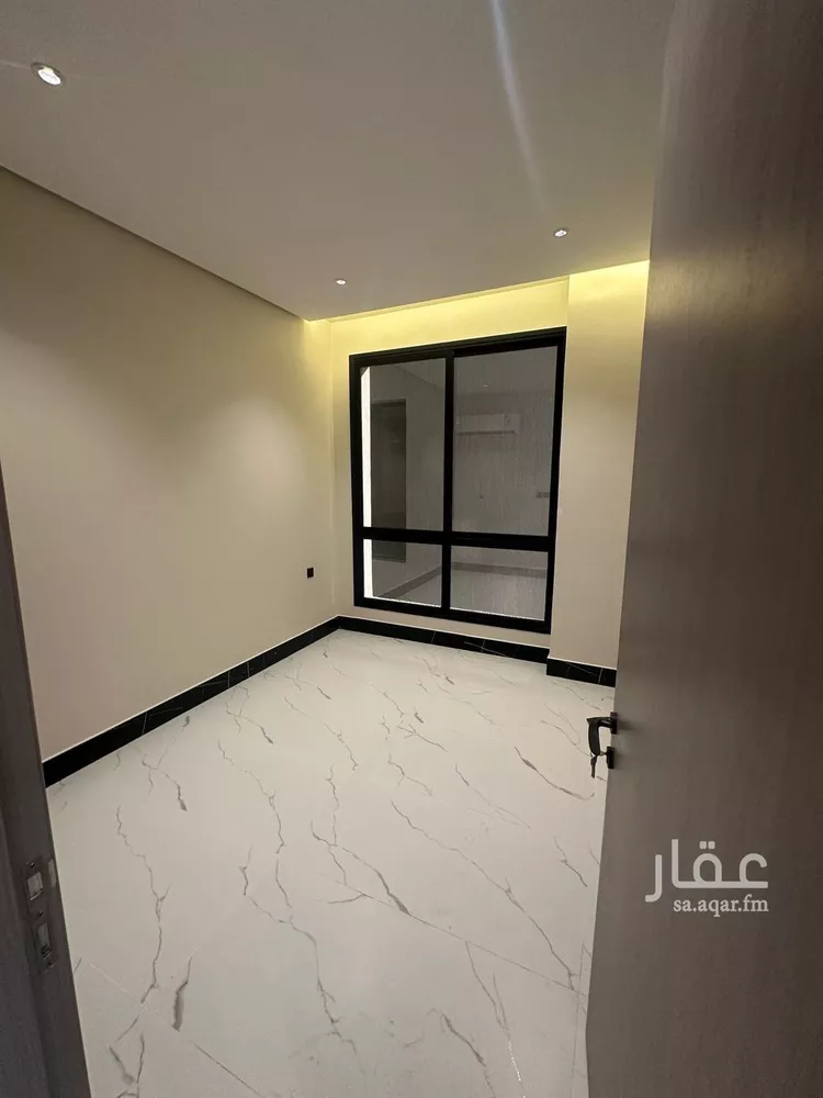 شقة للبيع في شارع الملك عبد الله بن عبدالعزيز, حي الشاطئ الغربي, مدينة الدمام, المنطقة الشرقية صورة 2