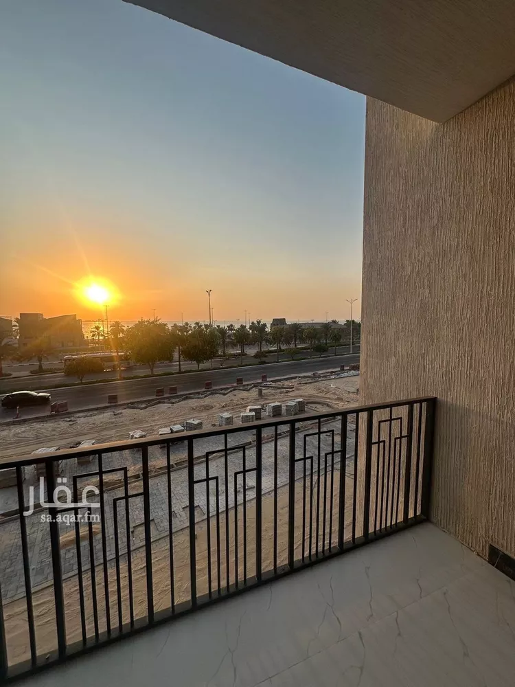 شقة للبيع في شارع الملك عبد الله بن عبدالعزيز, حي الشاطئ الغربي, مدينة الدمام, المنطقة الشرقية صورة 2