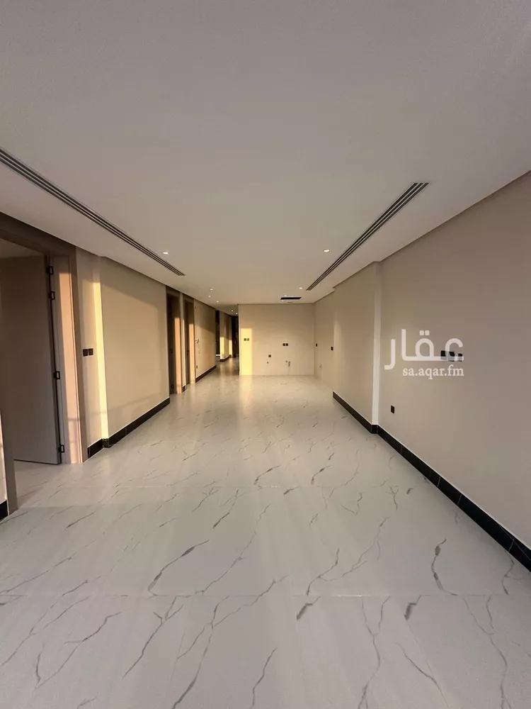 شقة للبيع في شارع الملك عبد الله بن عبدالعزيز, حي الشاطئ الغربي, مدينة الدمام, المنطقة الشرقية صورة 2