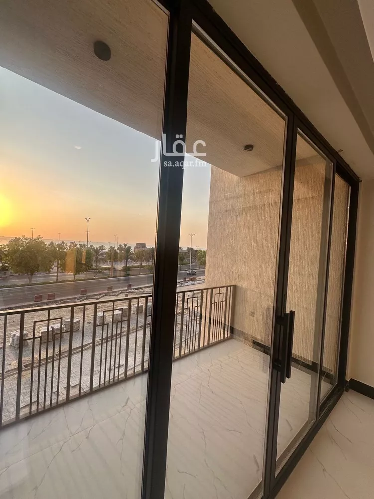 شقة للبيع في شارع الملك عبد الله بن عبدالعزيز, حي الشاطئ الغربي, مدينة الدمام, المنطقة الشرقية صورة 5