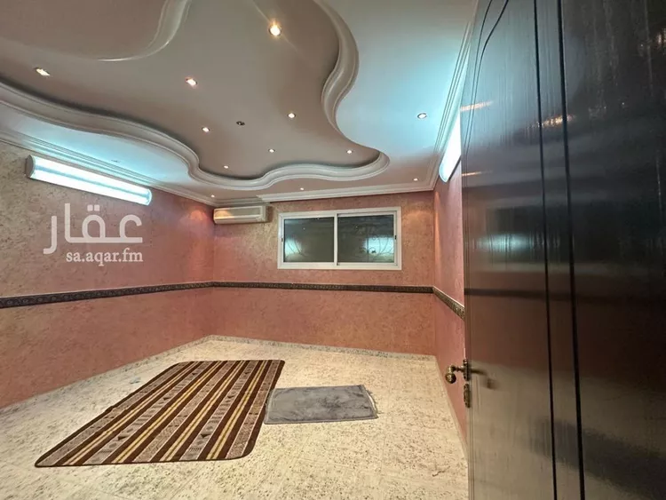 فيلا للإيجار في شارع الربع الخالي, حي شبرا, مدينة الرياض, منطقة الرياض صورة 2