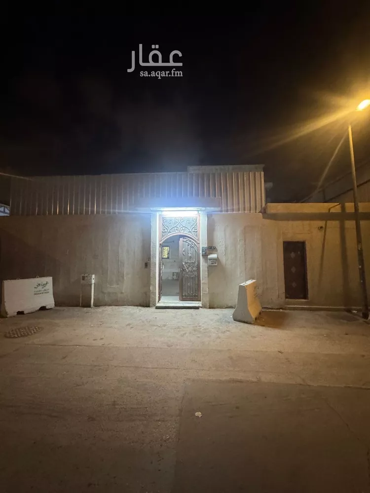 فيلا للإيجار في شارع أبي القاسم الحراني, حي نمار, مدينة الرياض, منطقة الرياض