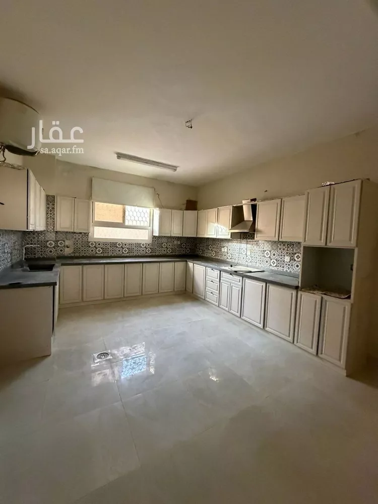 شقة للإيجار في شارع بلاط الشهداء, حي السويدي, مدينة الرياض, منطقة الرياض صورة 3