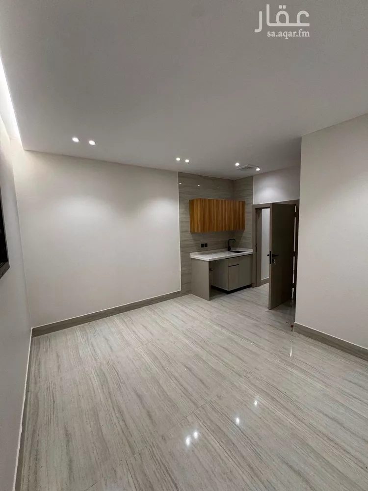 شقة للإيجار في شارع بديع الزمان الهمذاني, حي شبرا, مدينة الرياض, منطقة الرياض صورة 2