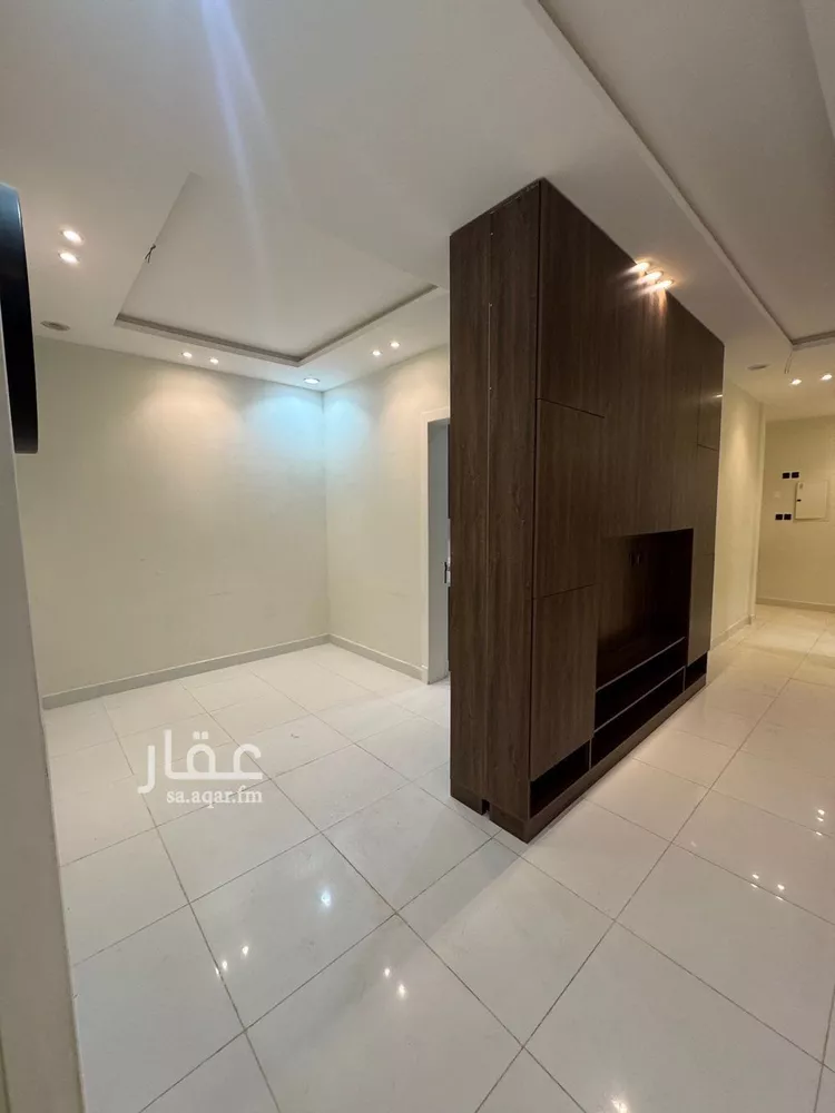 فيلا للإيجار في شارع ابن عمر القرشي, حي طويق, مدينة الرياض, منطقة الرياض