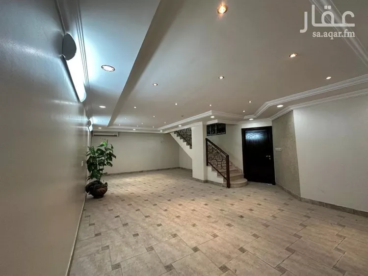 فيلا للإيجار في شارع الربع الخالي, حي شبرا, مدينة الرياض, منطقة الرياض صورة 5
