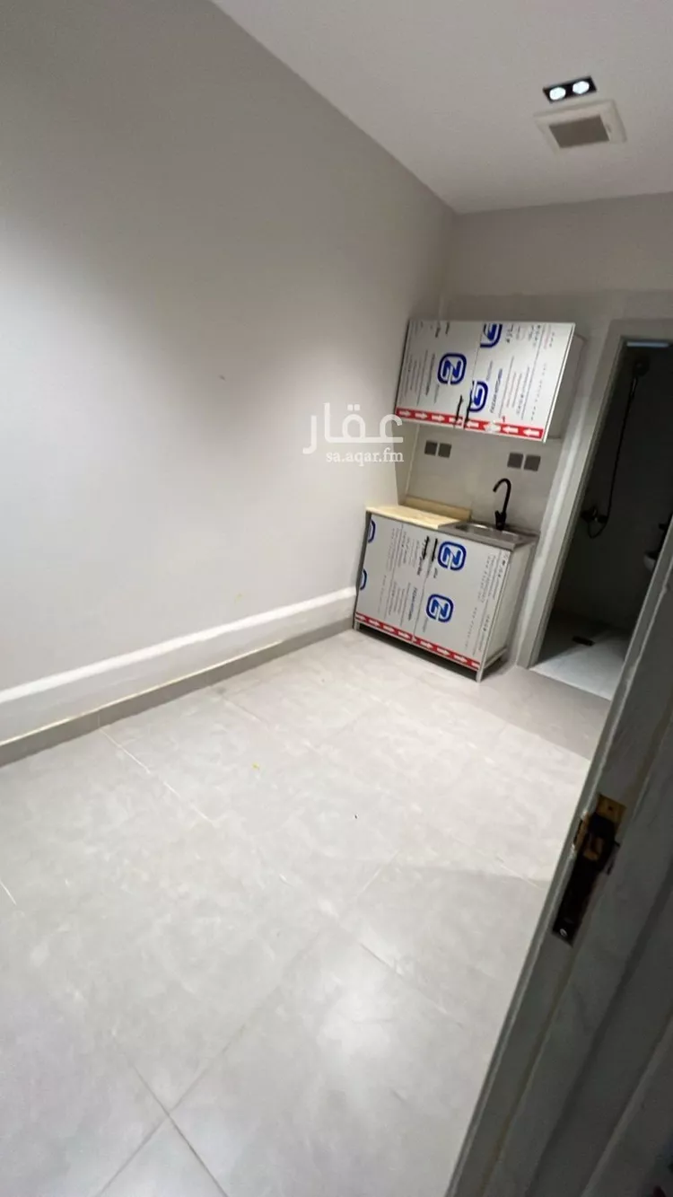 شقة للإيجار في شارع المدينه المنوره, حي طويق, مدينة الرياض, منطقة الرياض صورة 2