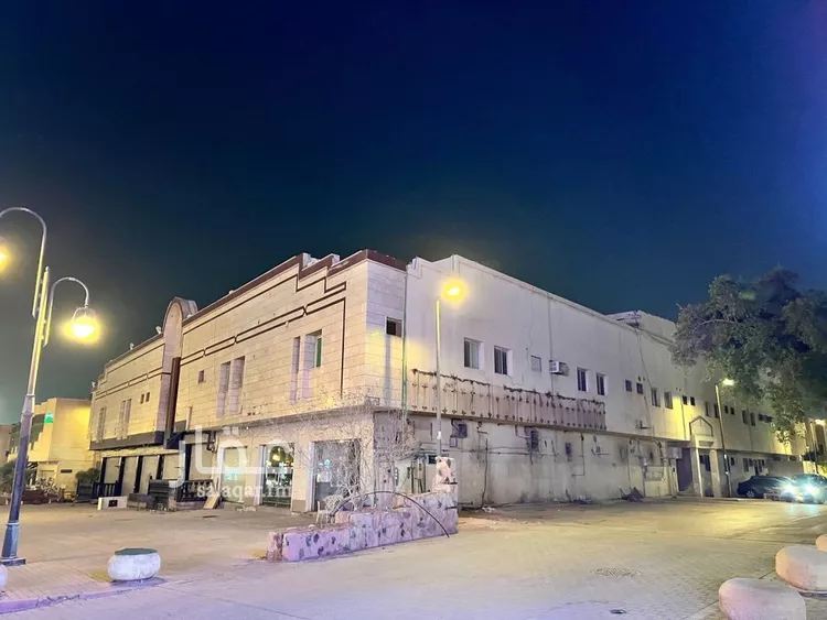 عمارة للإيجار في شارع عبدالله العنقري, حي الورود, مدينة الرياض, منطقة الرياض صورة 3