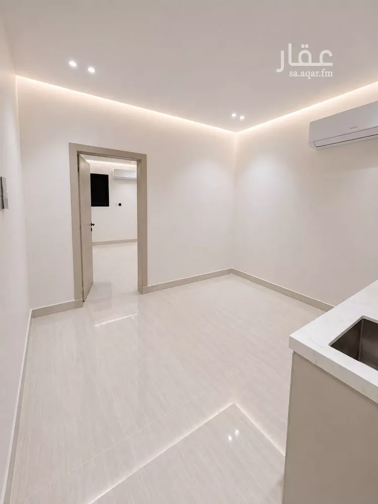 شقة للإيجار في شارع عائشة بنت ابي بكر, حي شبرا, مدينة الرياض, منطقة الرياض صورة 3