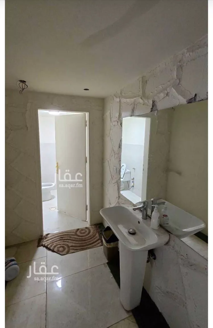 محل للإيجار في شارع الشيخ حسن بن حسين بن علي, حي الخليج, مدينة الرياض, منطقة الرياض صورة 4