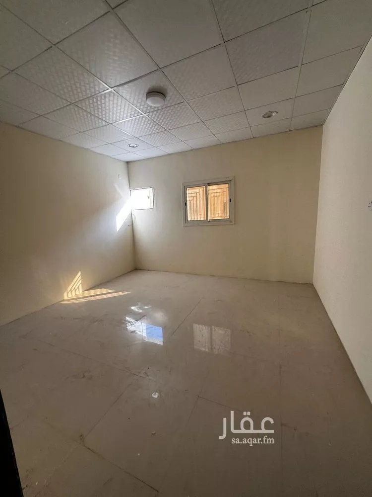 فيلا للإيجار في شارع العوادي, حي الزهرة, مدينة الرياض, منطقة الرياض صورة 5