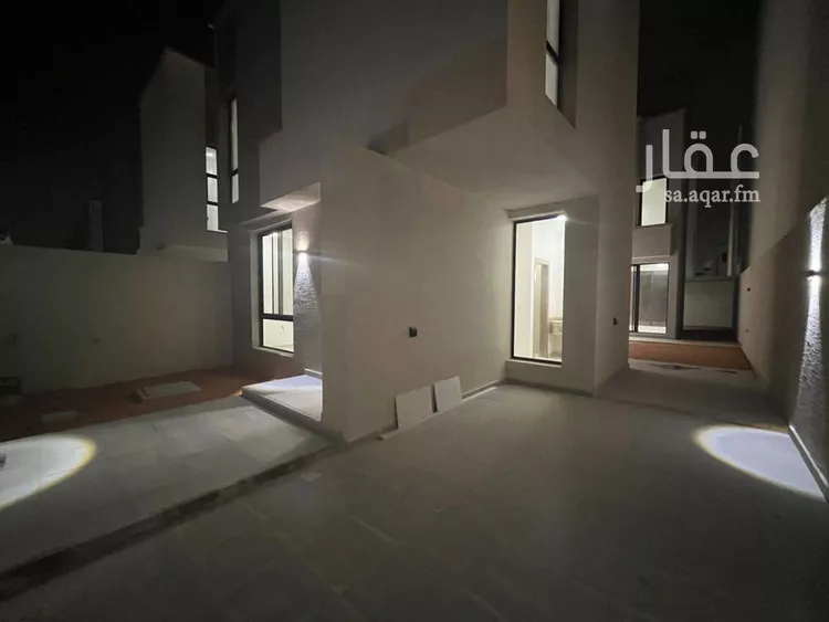 فيلا للإيجار في شارع طريق الامير فيصل, حي مطار الملك خالد الدولي, مدينة الرياض, منطقة الرياض 8