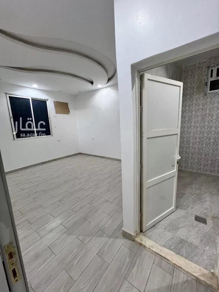 شقة للإيجار في شارع محمد عمر عرب, حي العوالي, مدينة الرياض, منطقة الرياض صورة 5