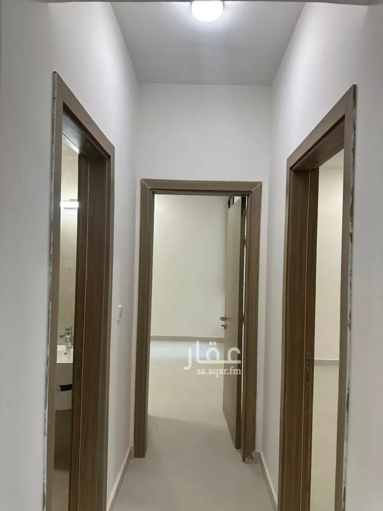 فيلا للإيجار في شارع الامير فيصل, حي مطار الملك خالد الدولي, مدينة الرياض, منطقة الرياض صورة 2