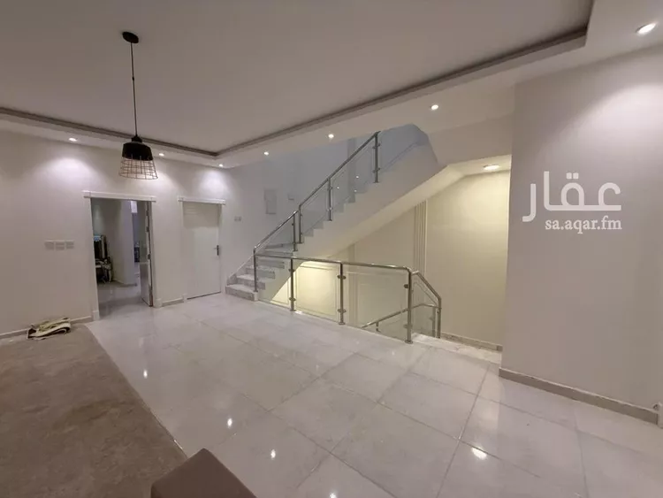 فيلا للبيع في شارع القرص, حي الأمواج, مدينة الخبر, المنطقة الشرقية صورة 2
