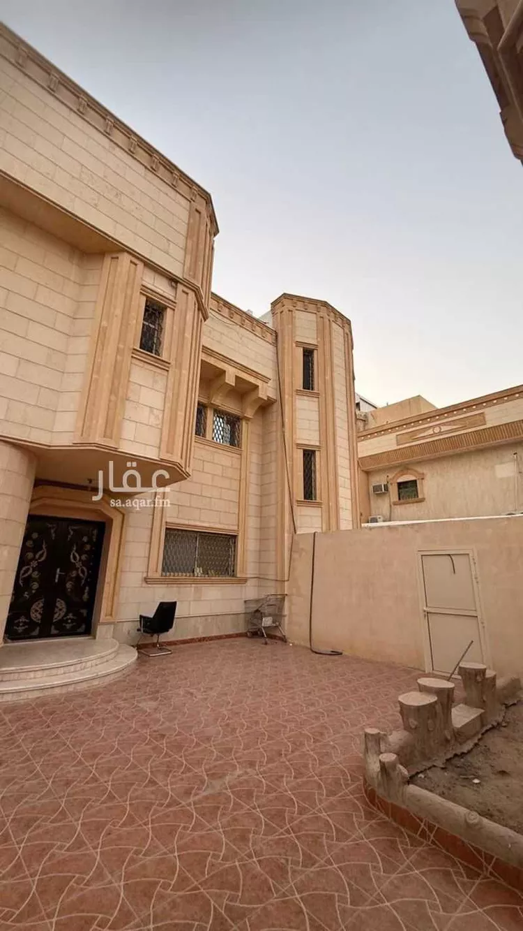 فيلا للبيع في شارع الفاخري, حي الربوة, مدينة الرياض, منطقة الرياض صورة 2