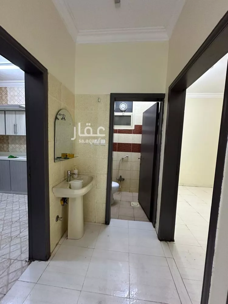 شقة للإيجار في شارع أبي بكر بن الوكيل, حي بدر, مدينة الرياض, منطقة الرياض صورة 2