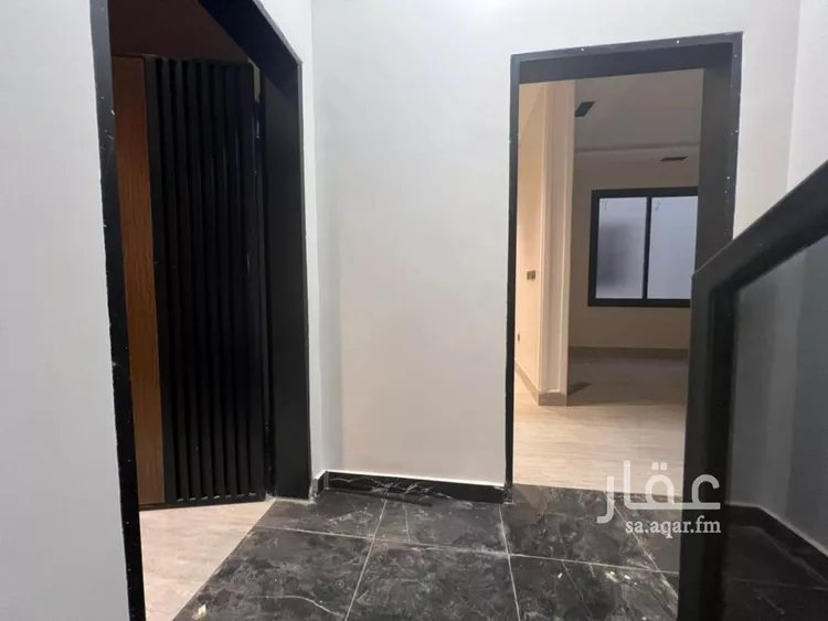 دور للبيع في شارع خبيب بن عدي الانصاري, حي الرمال, مدينة الرياض, منطقة الرياض صورة 3