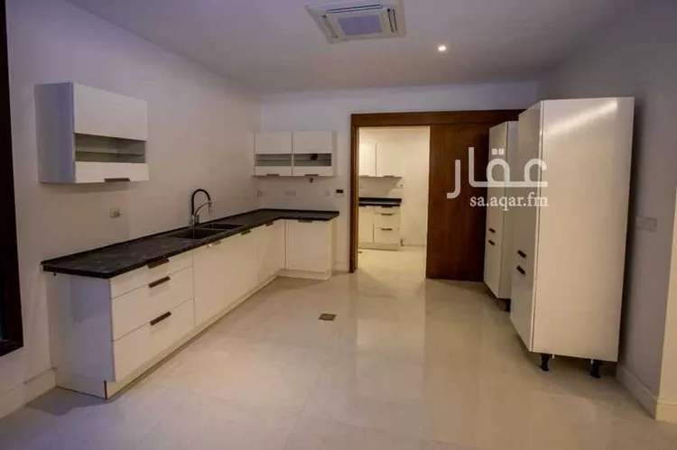 فيلا للإيجار في شارع رقم 28, حي الملك عبدالله, مدينة الرياض, منطقة الرياض صورة 3