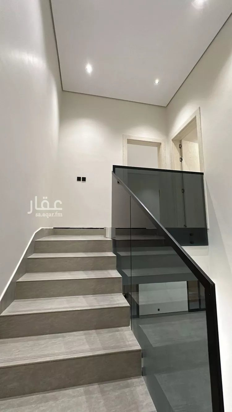 دور للبيع في شارع وادي الساحل, حي الرمال, مدينة الرياض, منطقة الرياض صورة 3