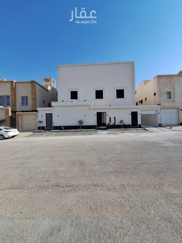 فيلا للبيع في شارع رقم 315, حي ظهرة لبن, مدينة الرياض, منطقة الرياض