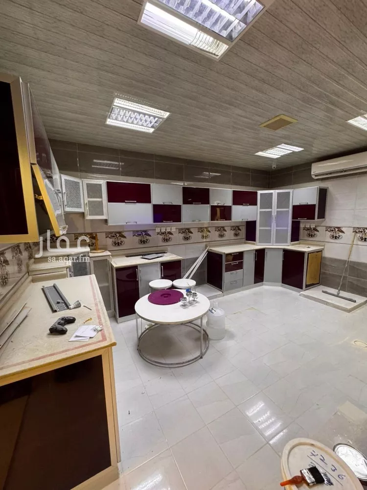 Floor for Rent in Riyadh Tuwaiq