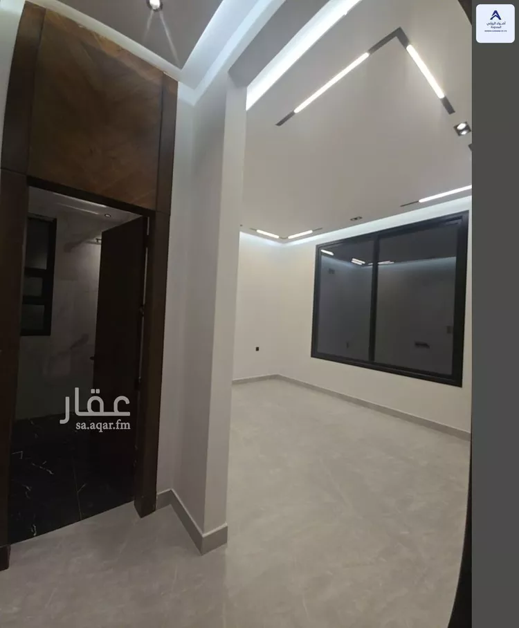 فيلا للبيع في شارع قيس بن الملوح, حي الرمال, مدينة الرياض, منطقة الرياض صورة 2