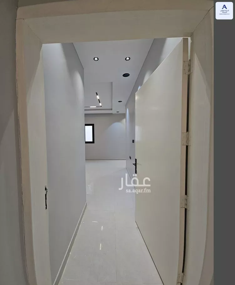 فيلا للبيع في شارع بوابة الشرق, حي الجنادرية, مدينة الرياض, منطقة الرياض صورة 2