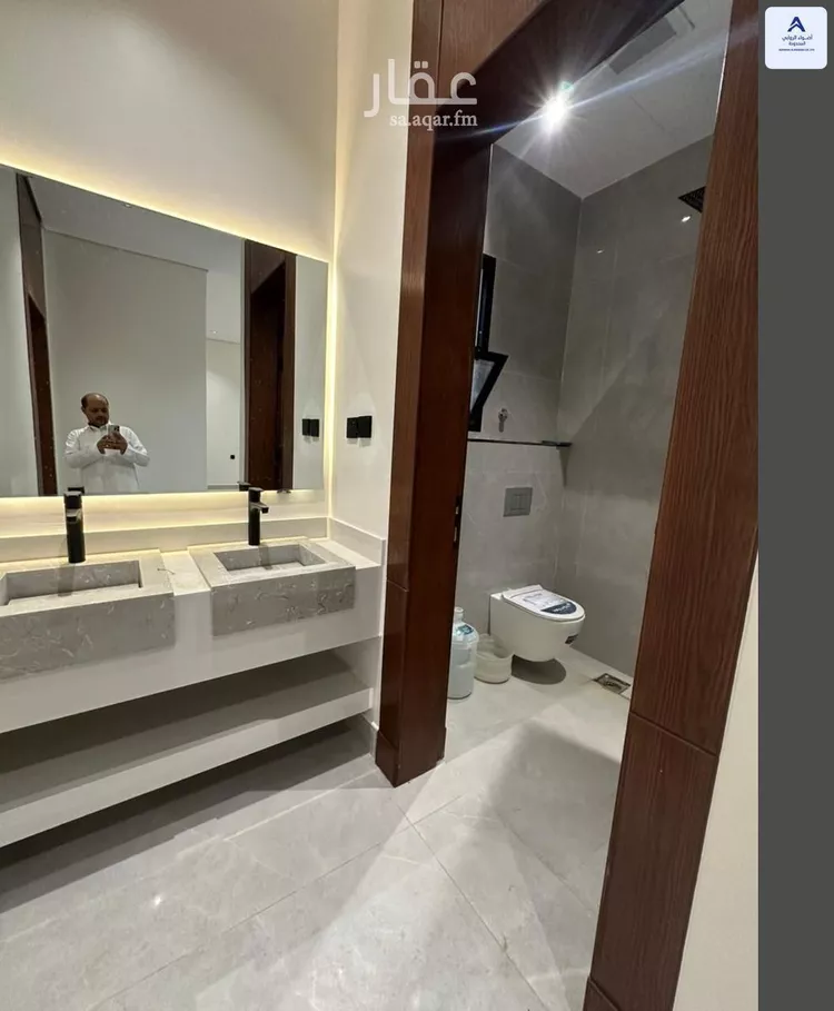 فيلا للبيع في شارع المعيزيلة, حي المعيزيلة, مدينة الرياض, منطقة الرياض صورة 2