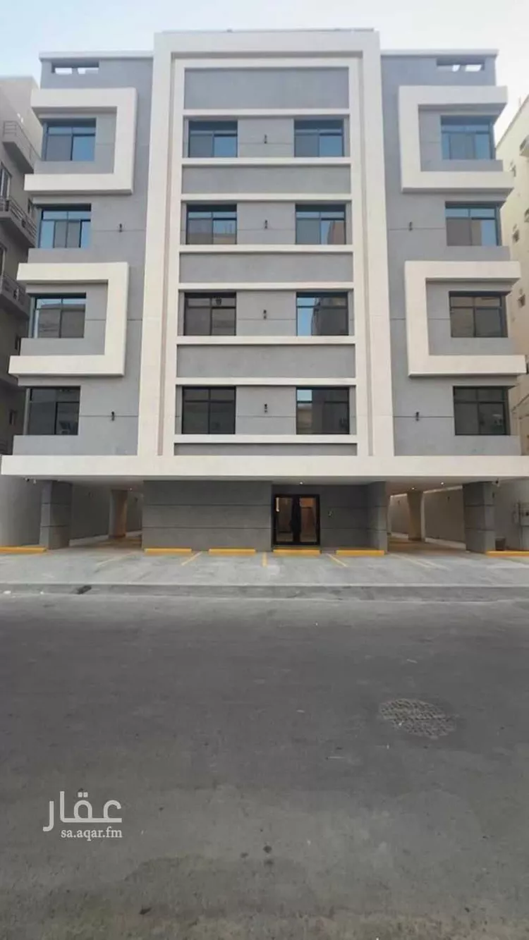 عمارة للبيع في شارع عصفور النيل, حي السلامة, مدينة جدة, منطقة مكة المكرمة 1 صورة