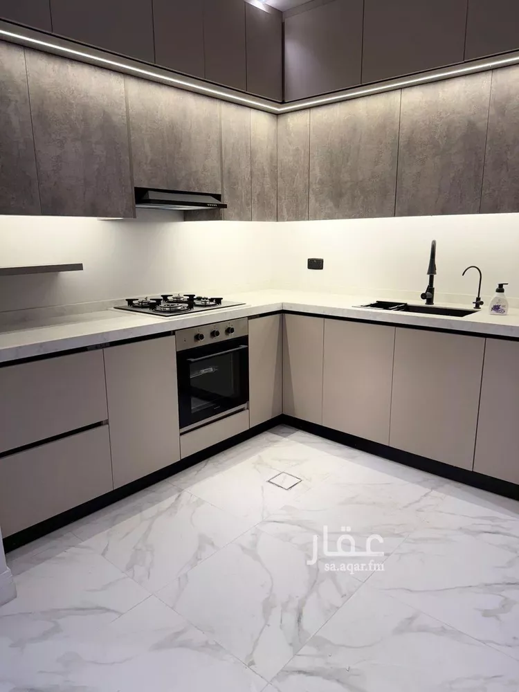 شقة للبيع في شارع وادي البطحاء, حي الملقا, مدينة الرياض, منطقة الرياض صورة 3