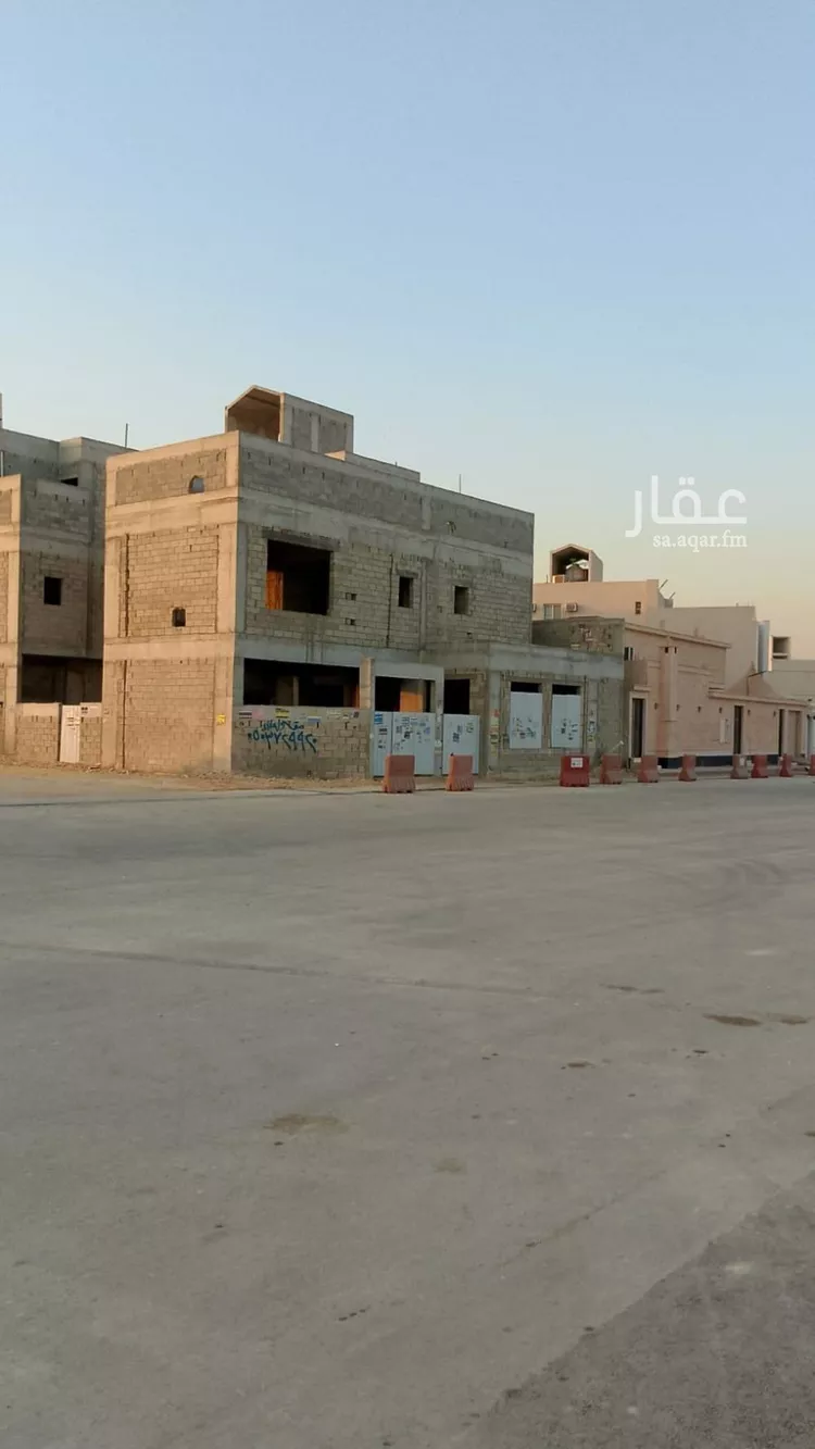 فيلا للبيع في شارع فؤاد محمد عمر توفيق, حي المهدية, مدينة الرياض, منطقة الرياض صورة 3